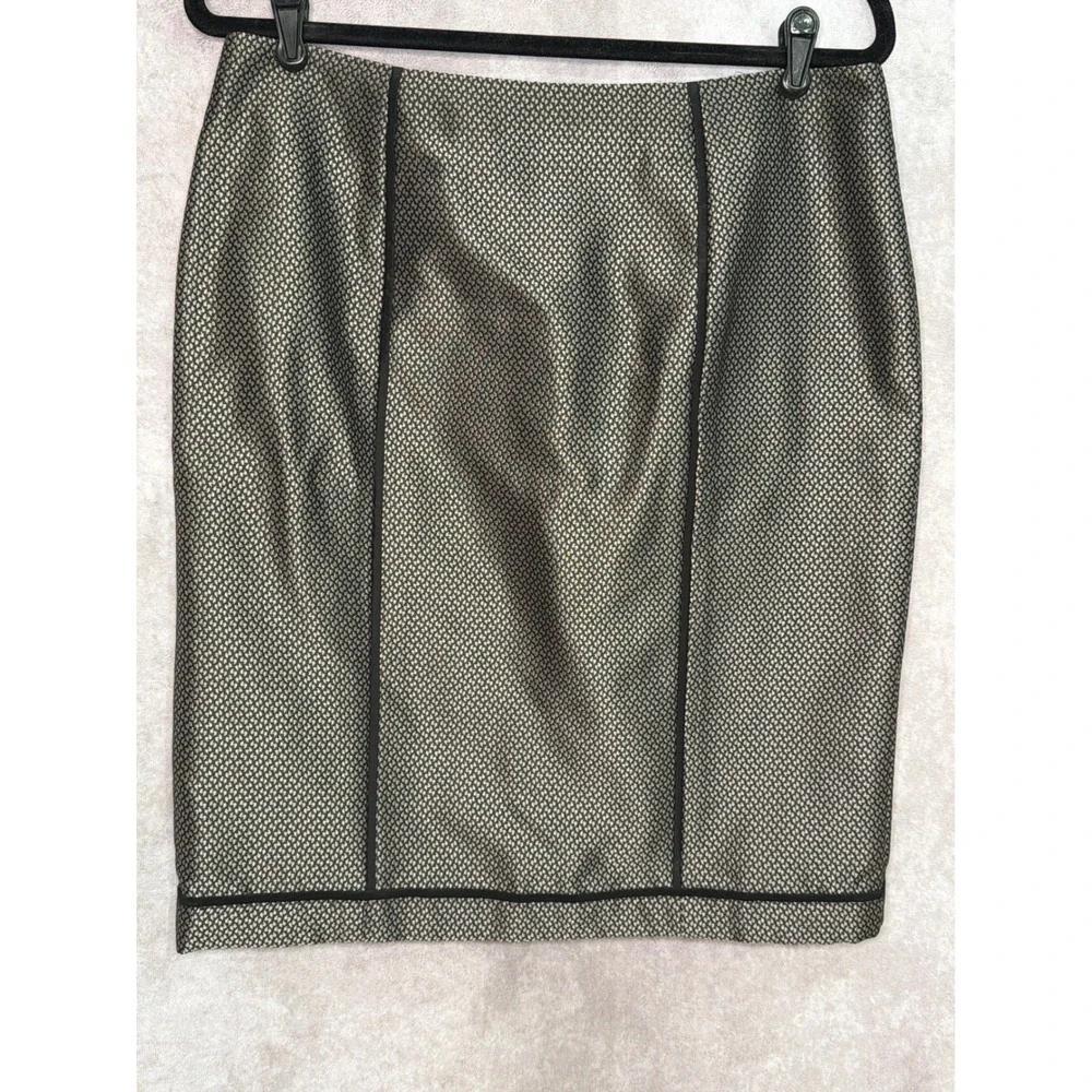 Vintage Doncaster Collection Women's Size 10 Metallic Gold Pencil Skirt Textured